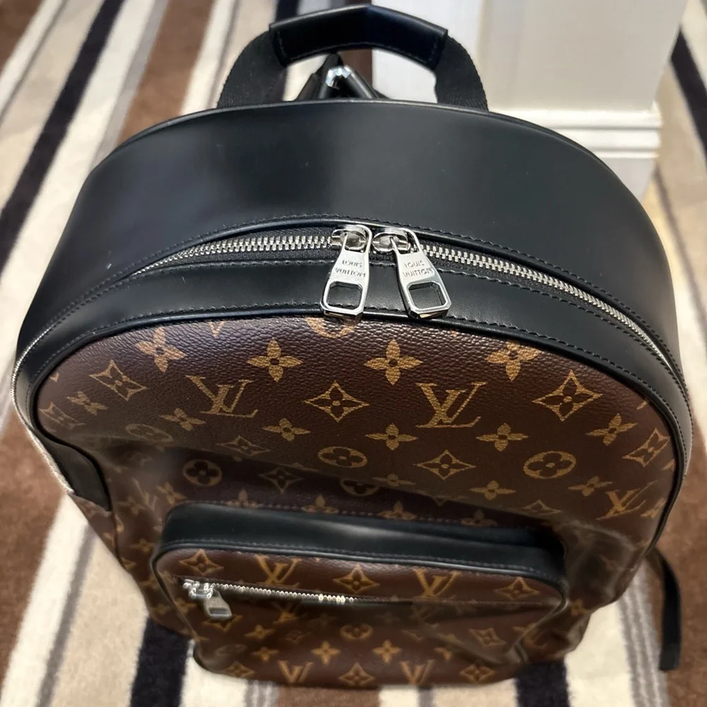 Louis Vuitton Josh Backpack - Picture 2 of 8